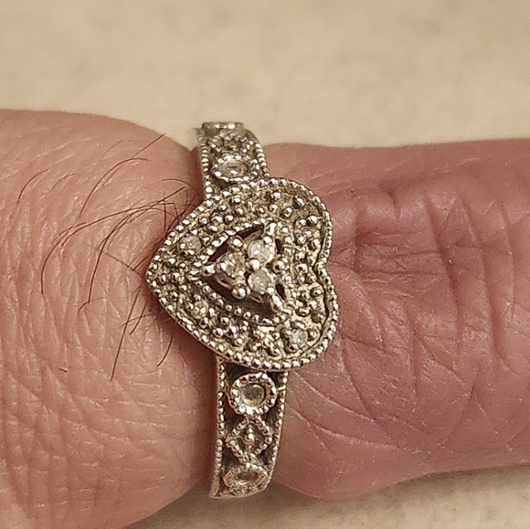Natural Round Diamond Accent Heart Engagement Promise Ring 10k Solid Gold Size 5